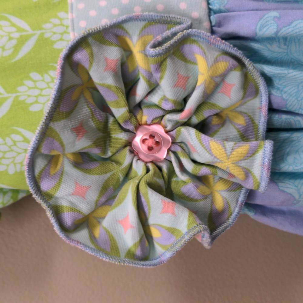 Serendipity Shrimp and Grits Green, Purple and Blue Scalloped Hem Dress Size 7-8 - Picture 5 of 12